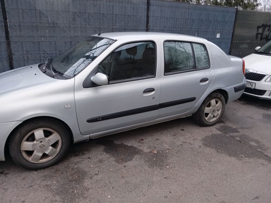 Renault Clio benzina