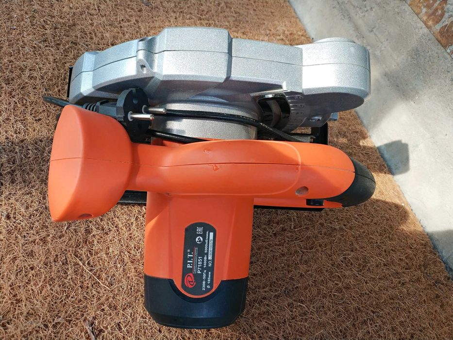 Пила циркулярная