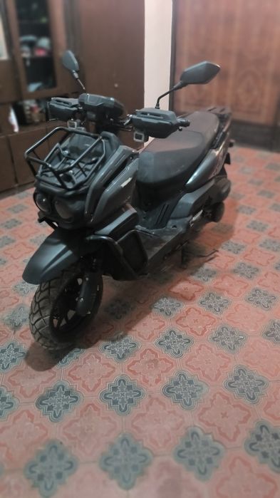 Skuter yaxshi holatda