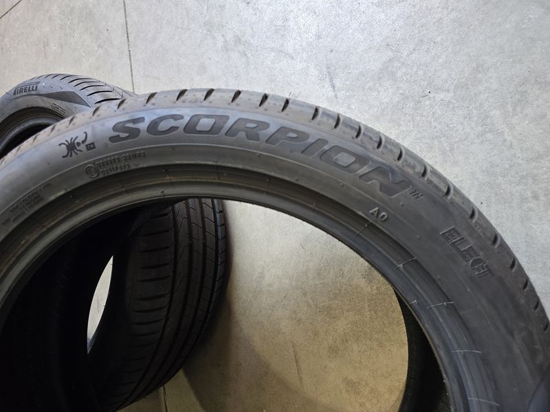 255/45/20//235/50/20 PIRELLI