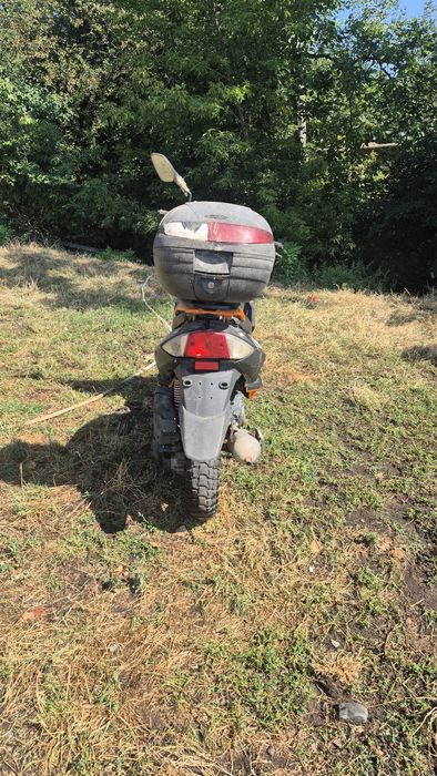 Vand scuter Explorer de 125 cc