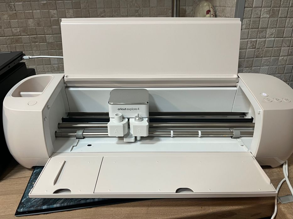 Етикетираща машина Cricut, комплект