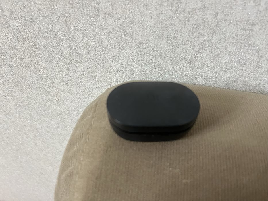 Наушник сатылады