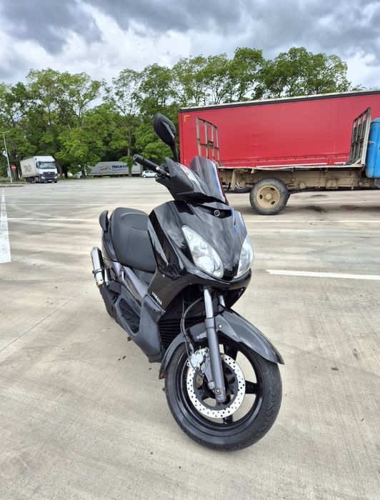 Yamaha X-max125i