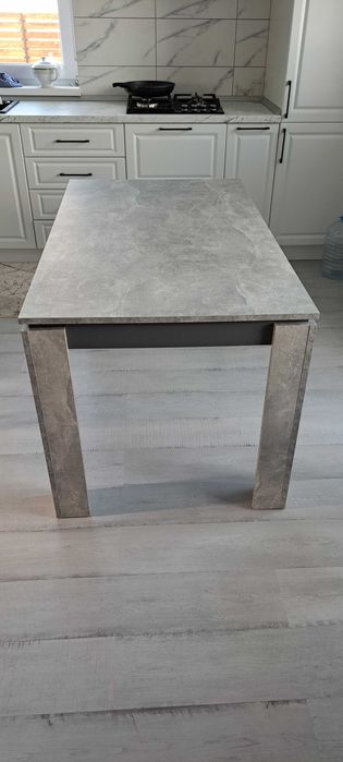 Masa de bucatarie/dining 140x80x76 cm