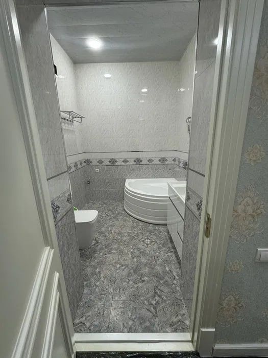 Аренда участка 8 ком 6 соток под бизнес. Сергили. Метро 4 станция