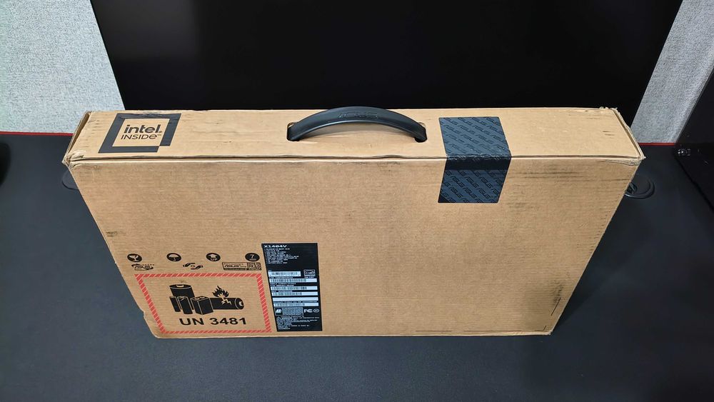 Ноутбук ASUS Core i7 13th