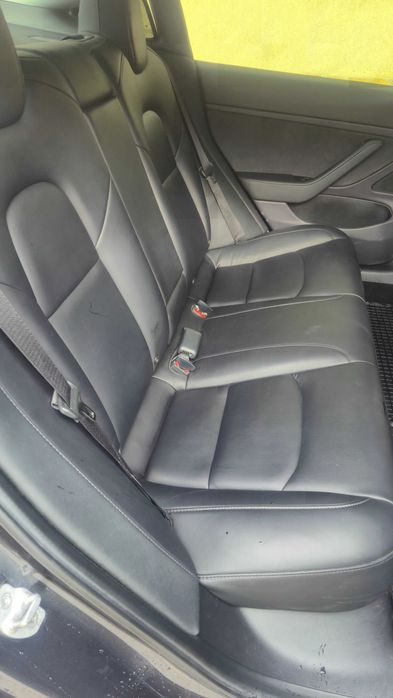 TESLA Model 3 2019 — imagine 5