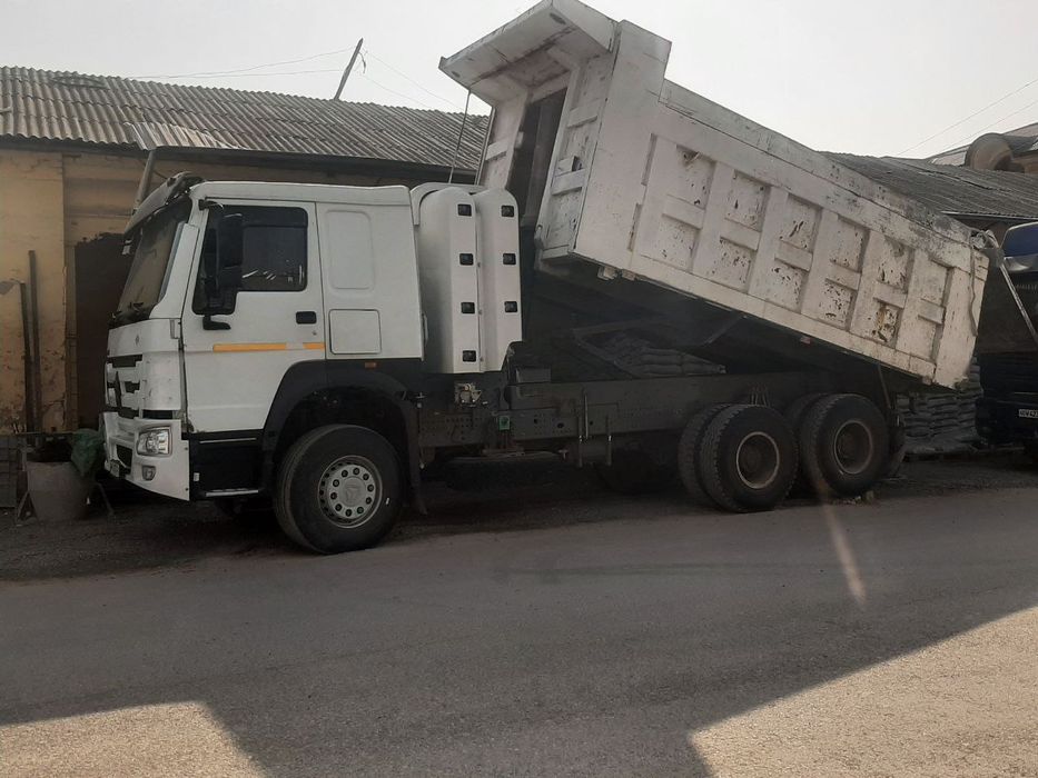 HOWO самасвал завот газ