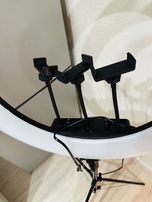 Кольцевая лампа