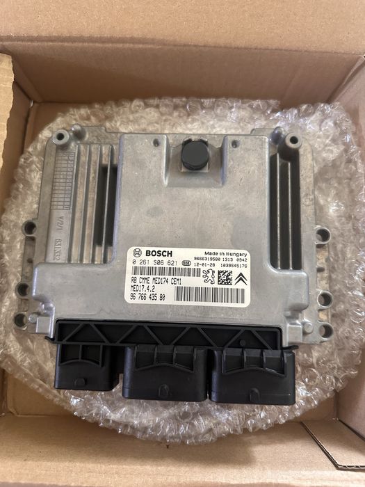 ECU Bosch MED17.4.2 Peugeot 3008/308/RCZ 1.6 THP 156CP 0261S06621