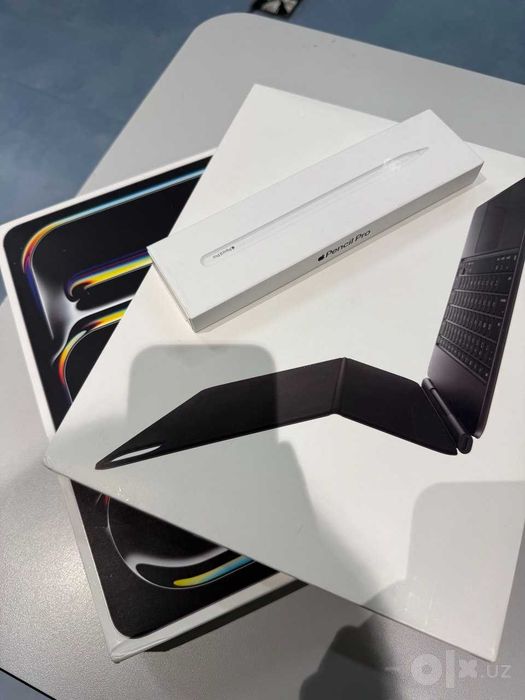 Ipad Pro 13 M5 256 wifi Space black +Magic Keyboard+Apple Pencil Pro