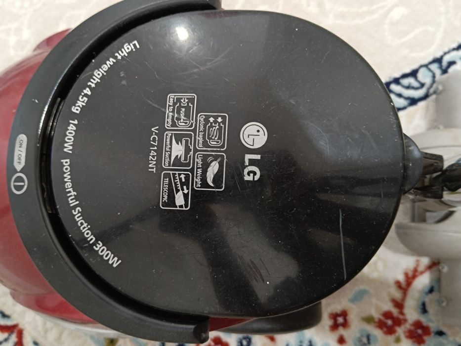 Продам пылесос от LG