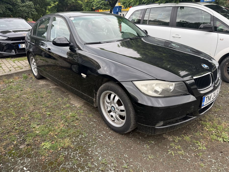 Vand  BMW  E 90 318 I benzina