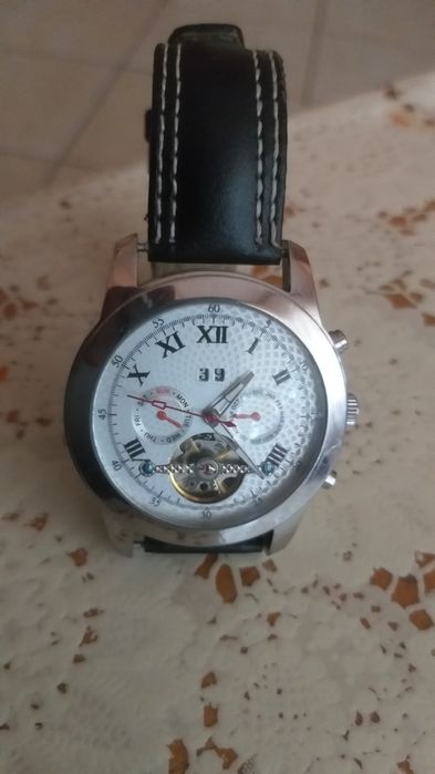 Vand ceas bărbătesc automatic