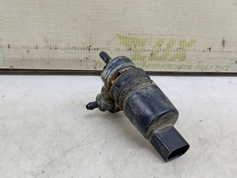 Pompa vas lichid parbriz CJ54-17664-AA Ford Kuga 2 (2013 - 2020)
