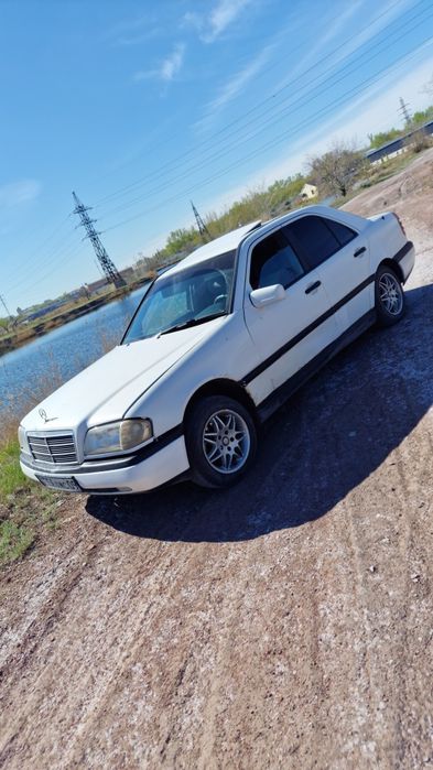 Mercedes Benz w202 c200
