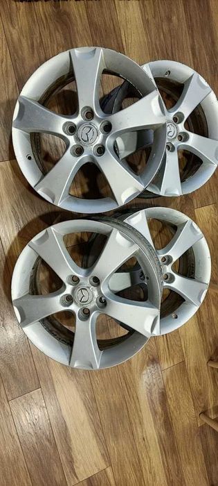 Продавам 4 броя джанти свалени от Mazda CX 5 2019година   17 x 6½J ET25 PCD 5x114.3 CB 67.1   подходящи и за други японски автомобили