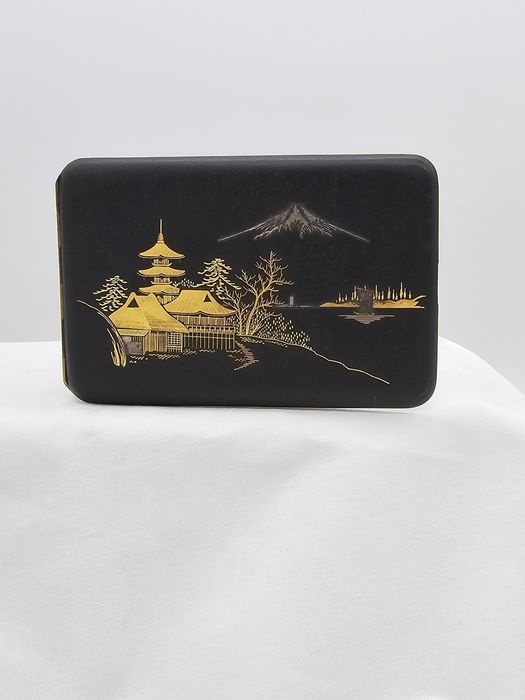 Tabachera port țigarete