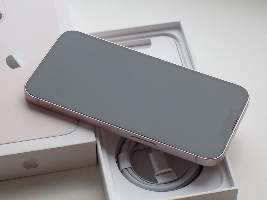 iPhone 13 256Gb телефон айфон iPhone