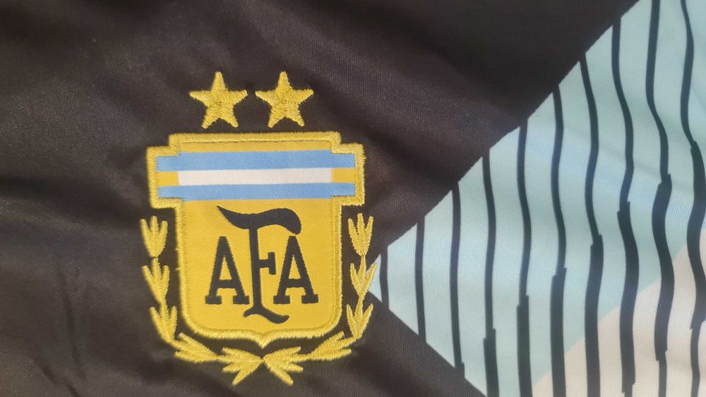 Футболна тениска на Лионел Меси с номер 10 XL