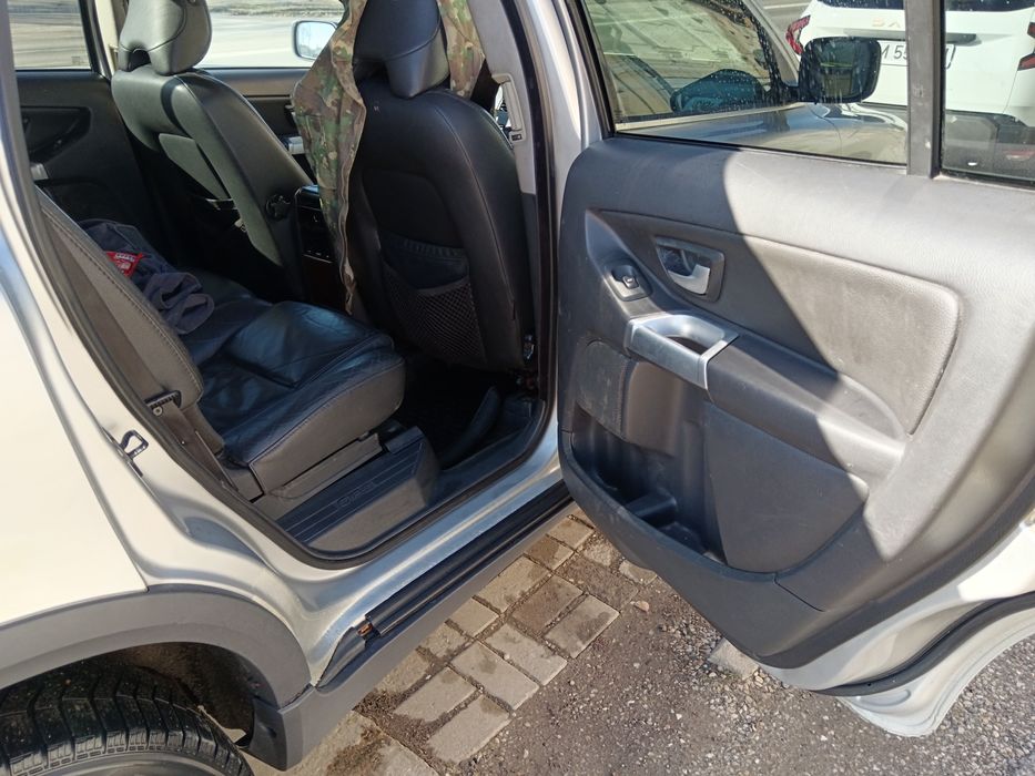 Volvo XC90 2.4D 184cp E4 Schimb cu Auto Moto ATV Quad mai ieftin șiDif