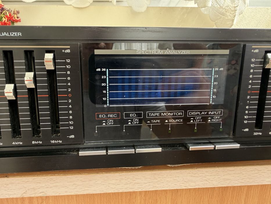 Fisher EQ-275 Еквалайзер