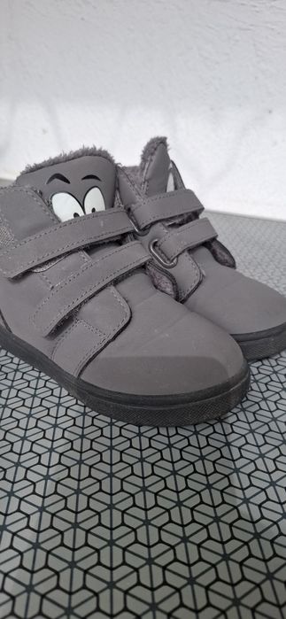 Детски боти и ботуши