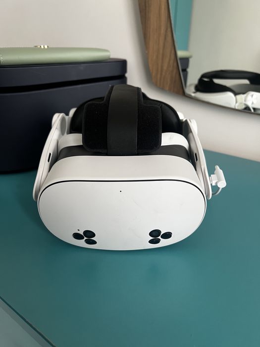 Meta Quest 3s + док. зарядка