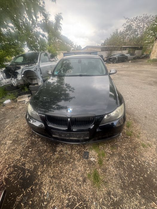 Dezmembrez BMW E90 318i 2006