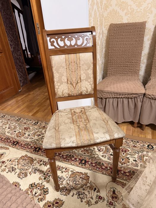 Стулья для гостей