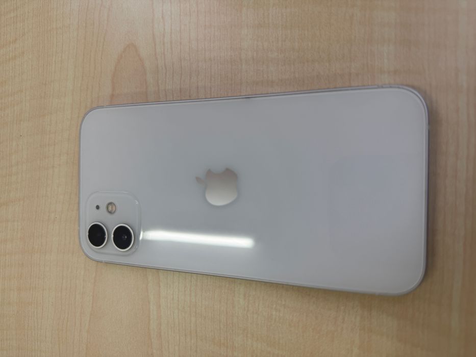 Iphone 12 , 128 GB