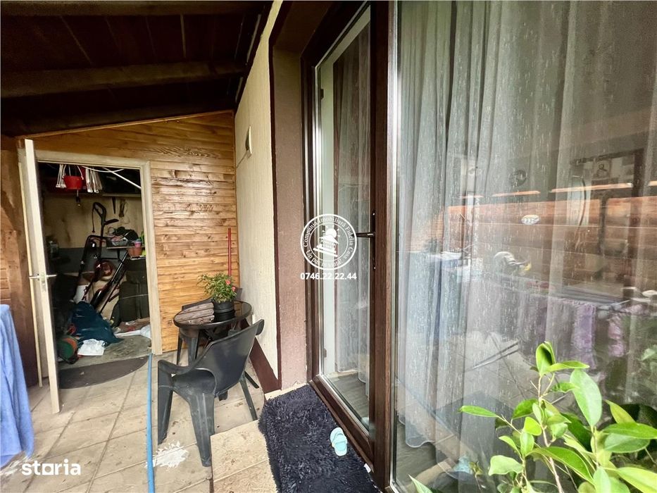 Vila tip duplex de vanzare cu 3 camere si 2 bai, de vanzare in Lunca C