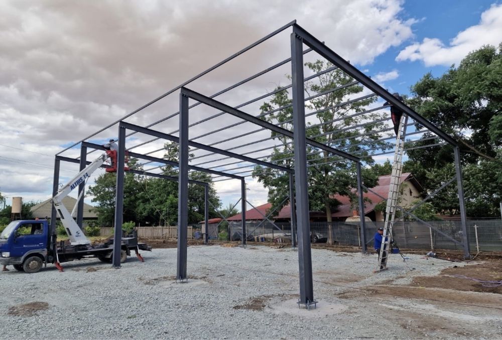 Executăm hale metalice în diverse dimensiuni: 10x20x4, 10x15x4, 10x10x4, 8x12x4, 14x25x4, 10x12x3 și multe altele.  Dimensiuni personalizate