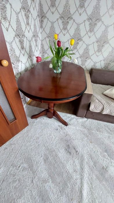 Стол деревянный со стульчиками