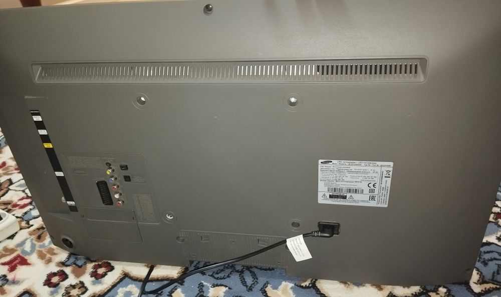 телевизор Samsung UE32F4000