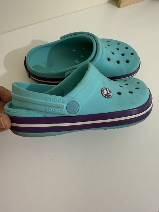 Papuci crocs  stare buna
