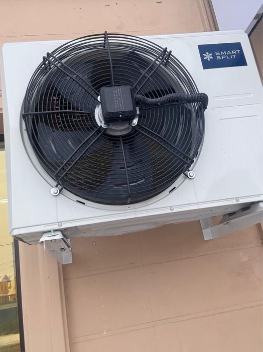 Холодильная сплит-система SMART SPLIT 242MS + испаритель HOLODOM