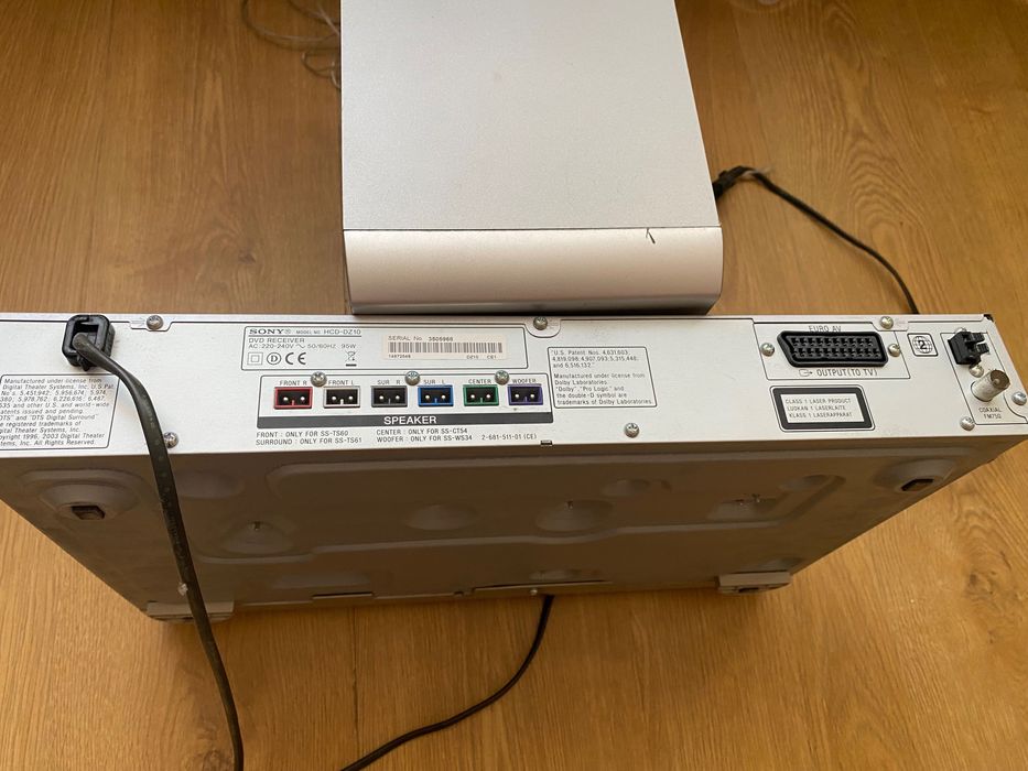Sistem Home Cinema Sony DAV-DZ10