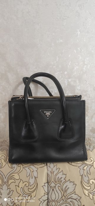 Продам сумки 2 шт.