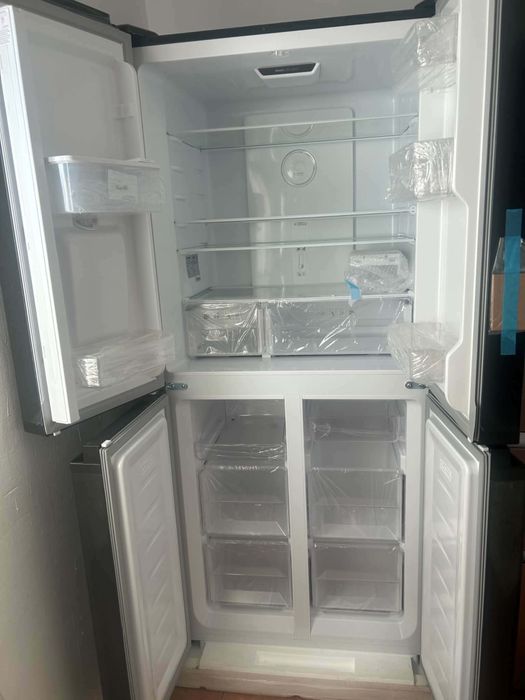 Frigider Hisense