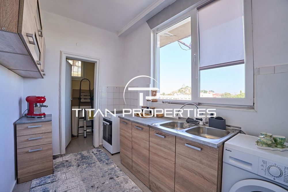 Дава се под наем Тристаен апартамент в Пловдив, Център - 90 кв.м за 661.98 € - Снимка #3