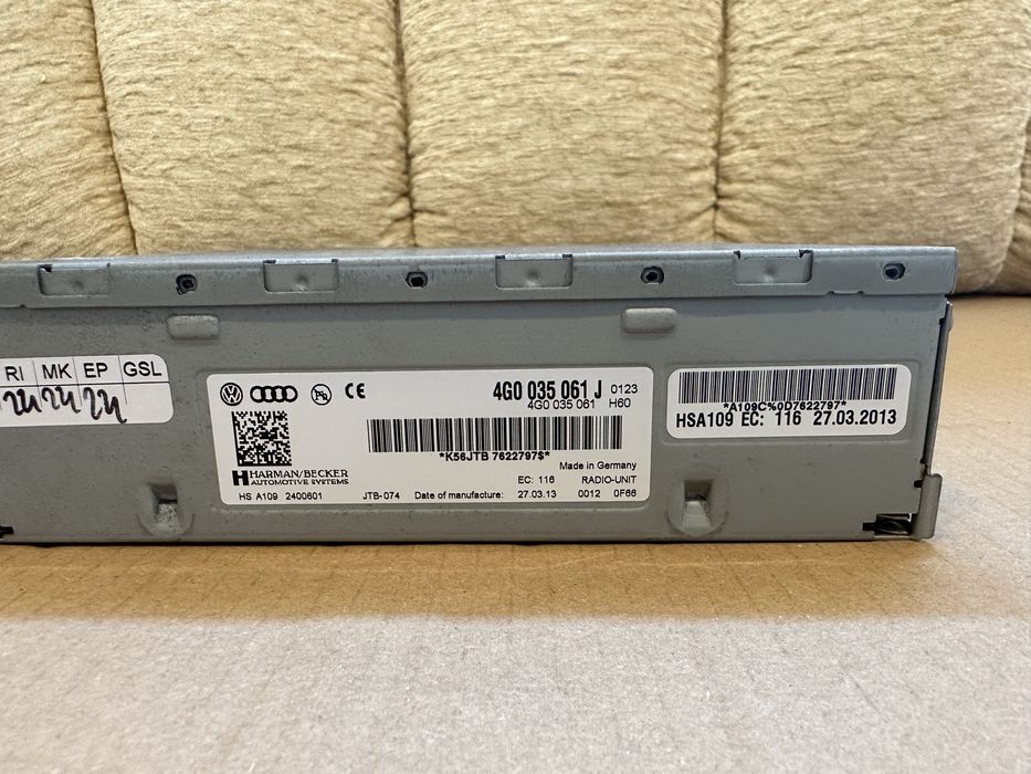 Amplificator / Unitate radio Audi A4 B8, A5 8T, Q5 8R : 4G0035061J