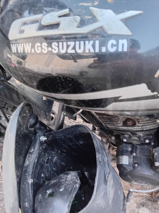Мото сатылады GS 200 Suzuki