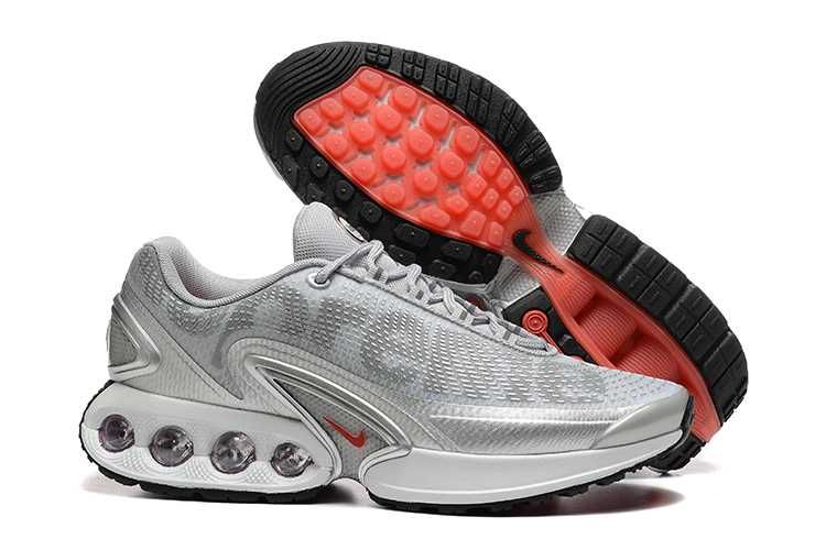 Нови с кутия дамски маратонки Nike Air Max DN silver