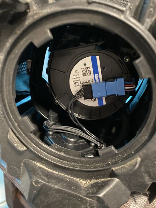 фар BMW X6 BMW ADAPTIVE LED  e71 facelift 3.0d,3.5d LED