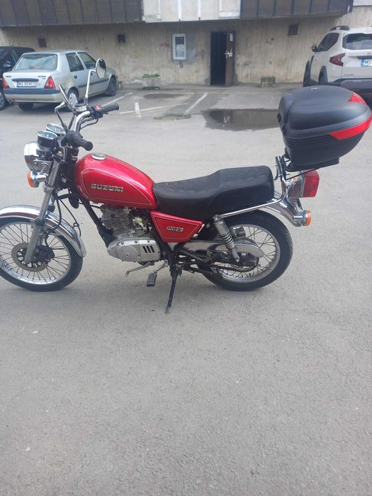de vanzare motocicleta  SUZUKI GN125