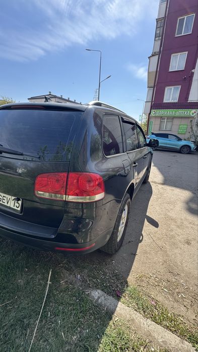 Продам срочо Volkswagen Touareg