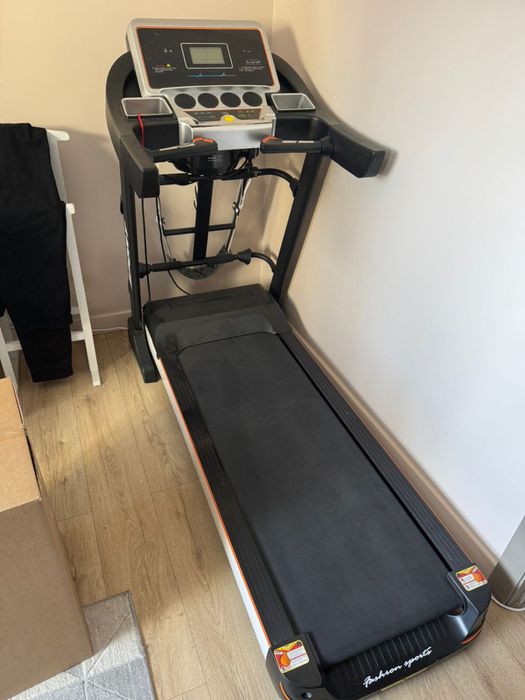 Продам беговую дорожку