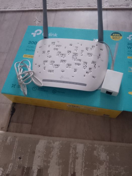 Продам роутер ADSL.